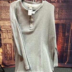 American Eagle Outfitters Heather Gray Long Sleeve Henley